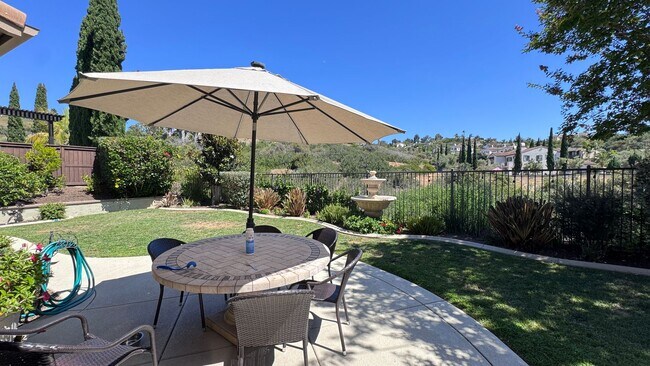 Building Photo - Luxury 4 Bedroom Home in La Costa Greens