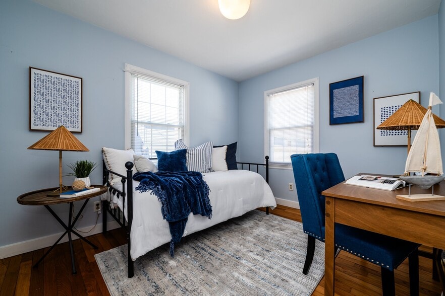 Building Photo - 511 Donna Dr