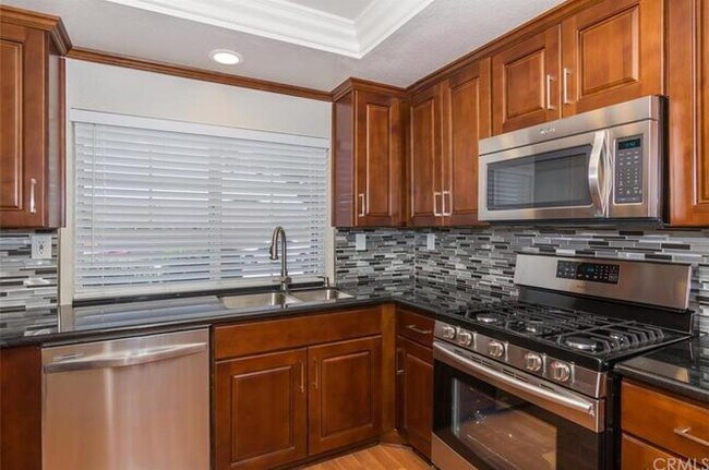 Building Photo - 28138 Bavaria Dr