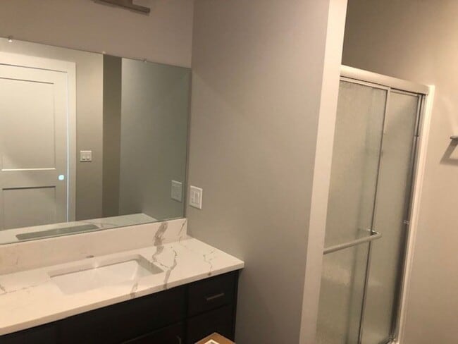 Building Photo - Brand New 3 Bedroom Townhome for Rent nestled in Dakota Dunes, SD!