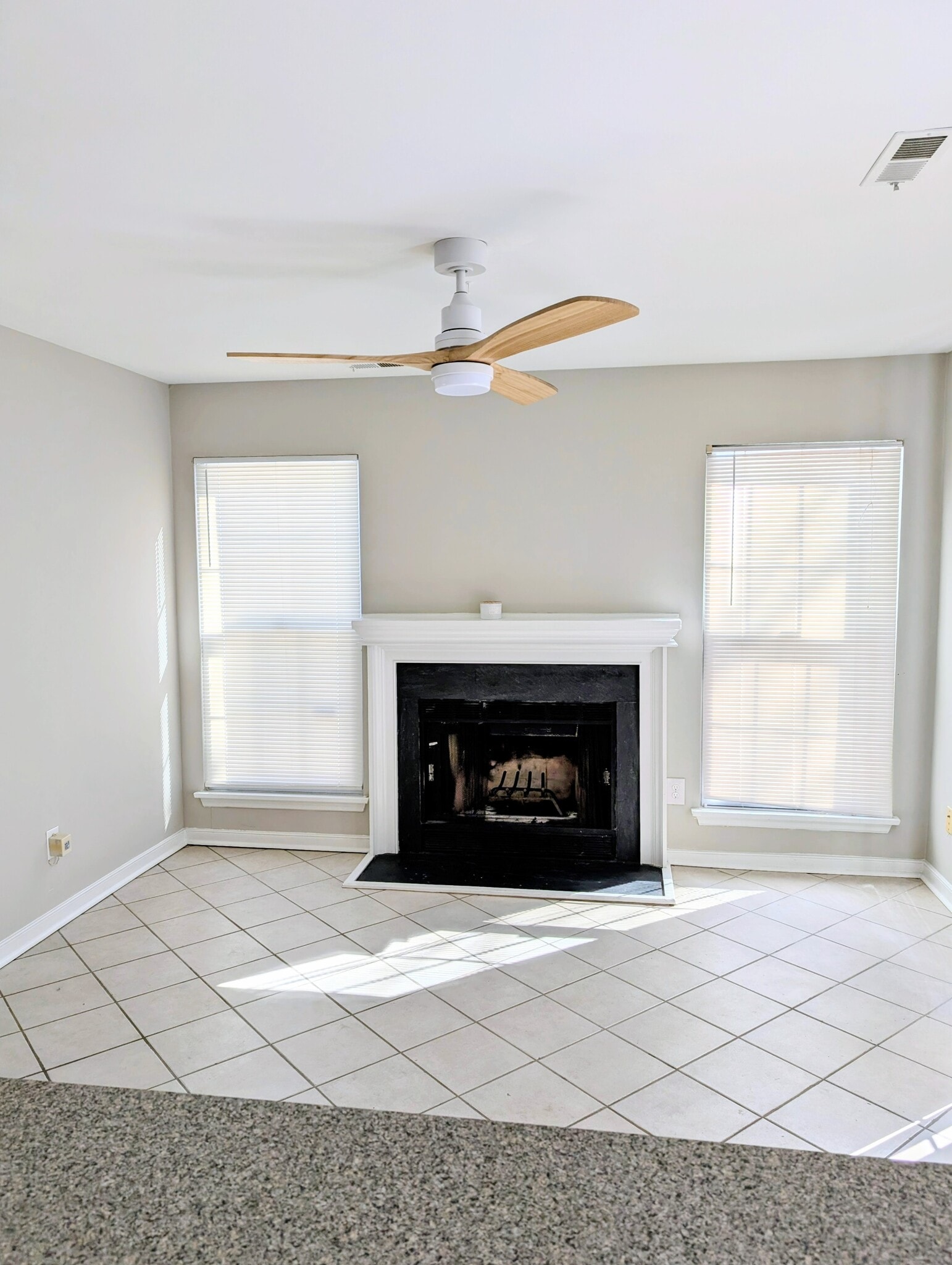 Building Photo - 10819 Smithers Ct