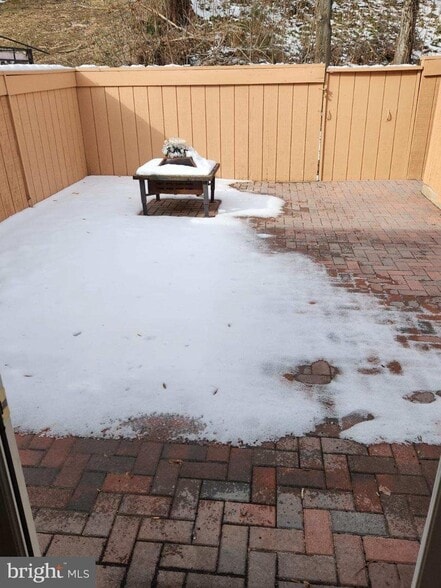 Building Photo - 15266 Lodge Terrace