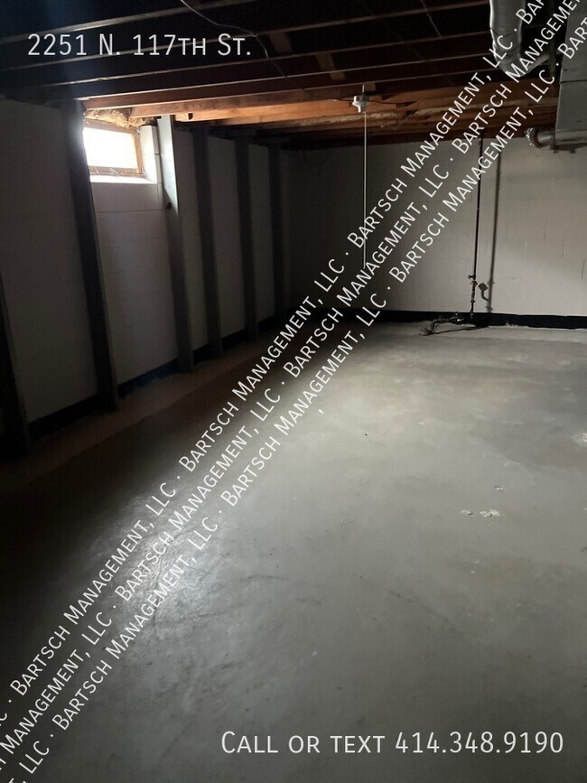 Building Photo - 2251 N 117th St