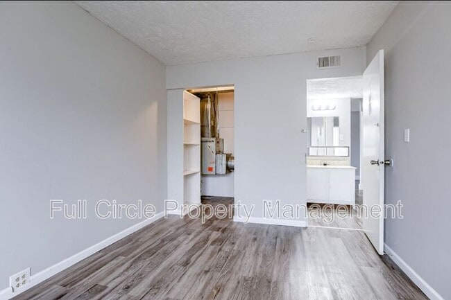 Building Photo - 1218 E St