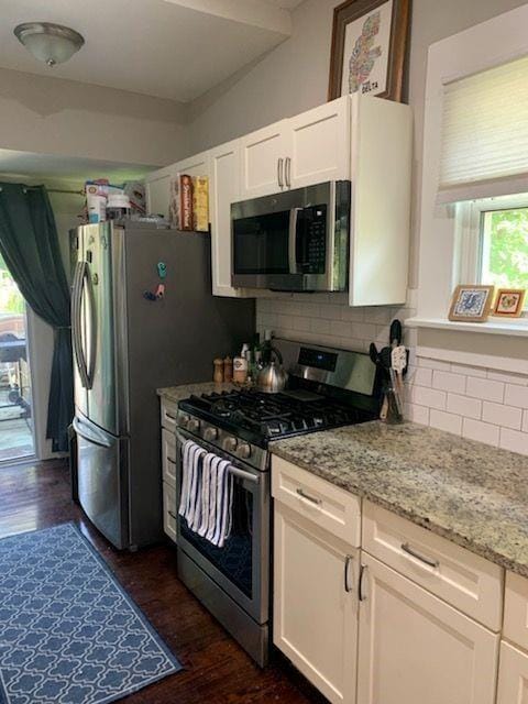 Building Photo - 5 Lakeview Dr SE