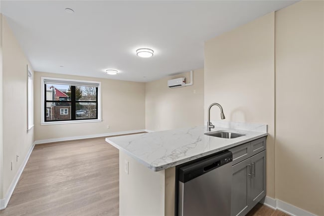 Unit 401 Kitchen - Wakefield Station Apartments