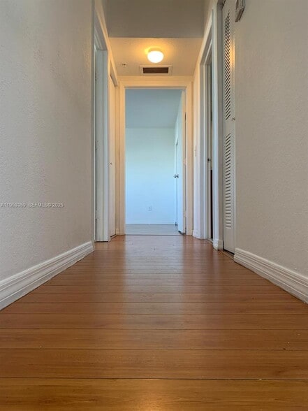 Building Photo - 36 NW 6th Ave