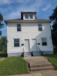 Building Photo - SW 921/923 12th Ave