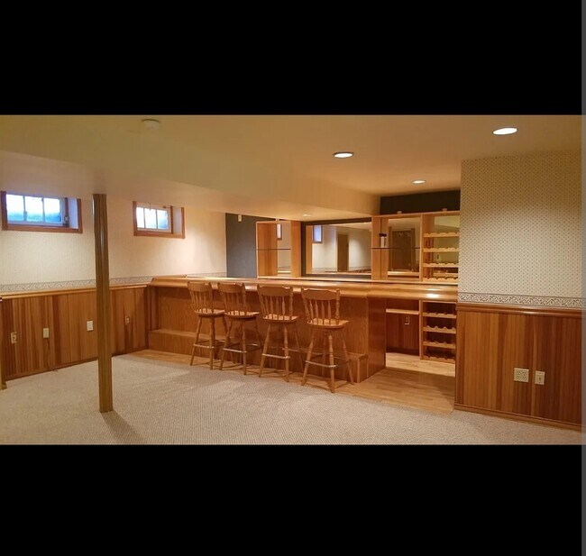 80 Riverbend Dr 80 Riverbend Dr North Brunswick Township NJ 08902