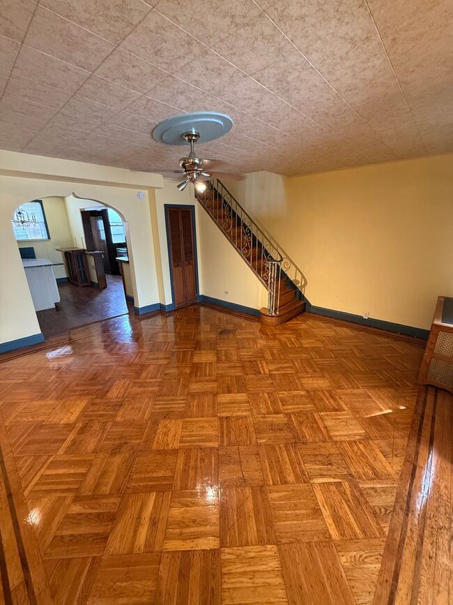 Building Photo - Wonderful Southwest Philadelphia Townhome