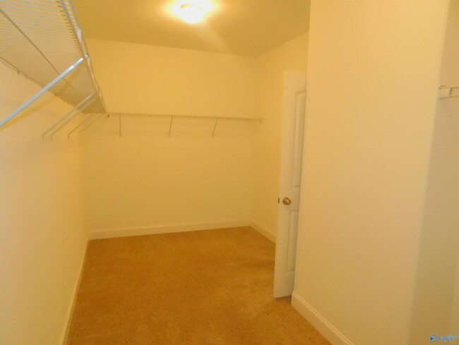 Building Photo - 2111 Milk Run Trl SW