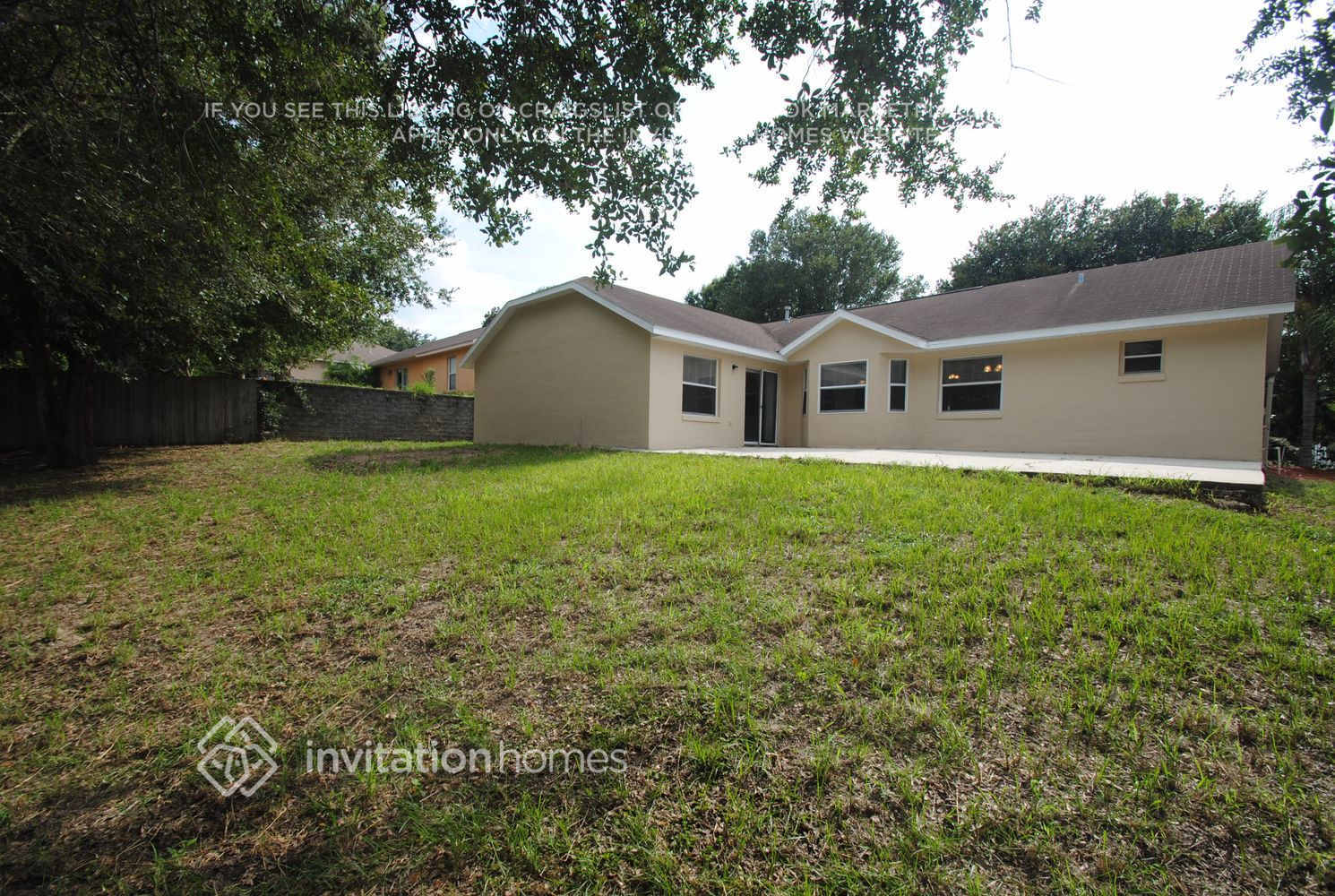 Building Photo - 815 Palm Forest Ln