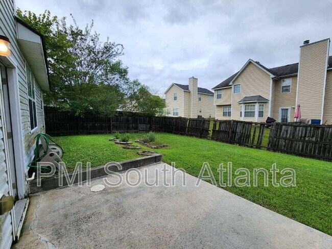 Building Photo - 1219 Quail Hunt Dr