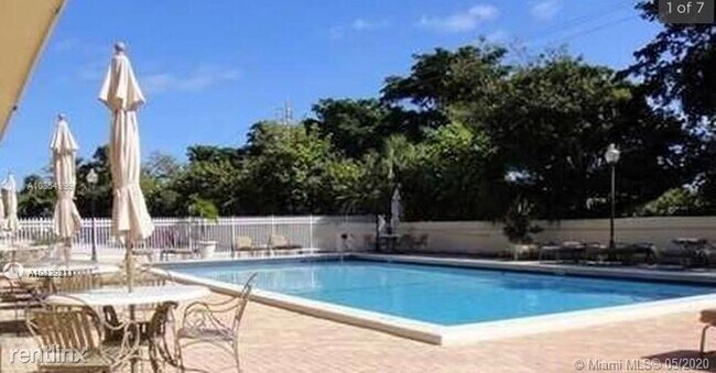 Building Photo - 2 br, 2 bath  - Bayview Palms Condo