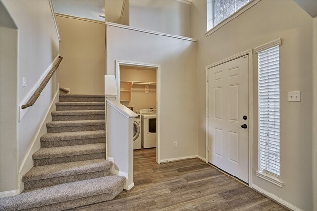 Building Photo - 274 Fairwind Trail Dr
