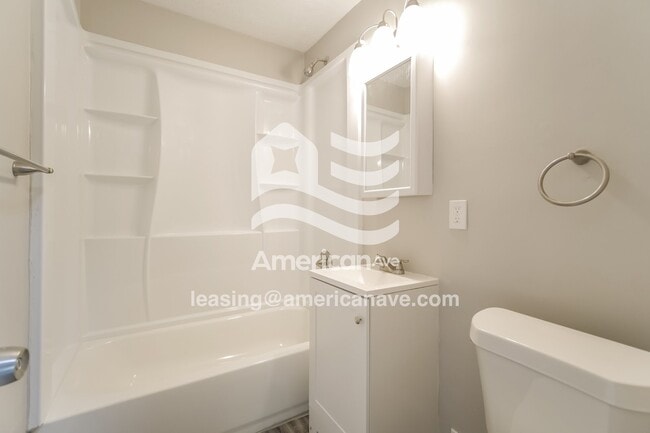 Building Photo - 19209 Cherrywood Ln