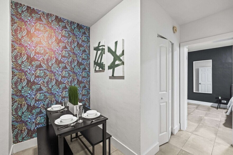 Building Photo - 7340 Harding Ave