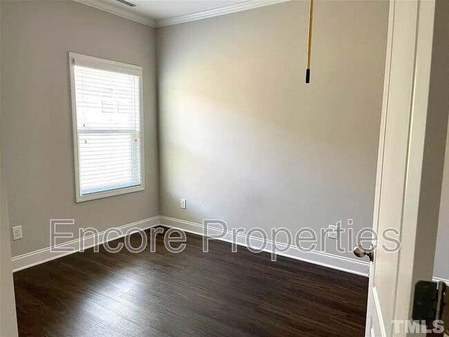 Building Photo - 8 Coughlin Wy