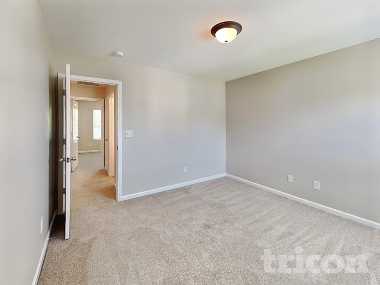 Building Photo - 510 Rook Rd