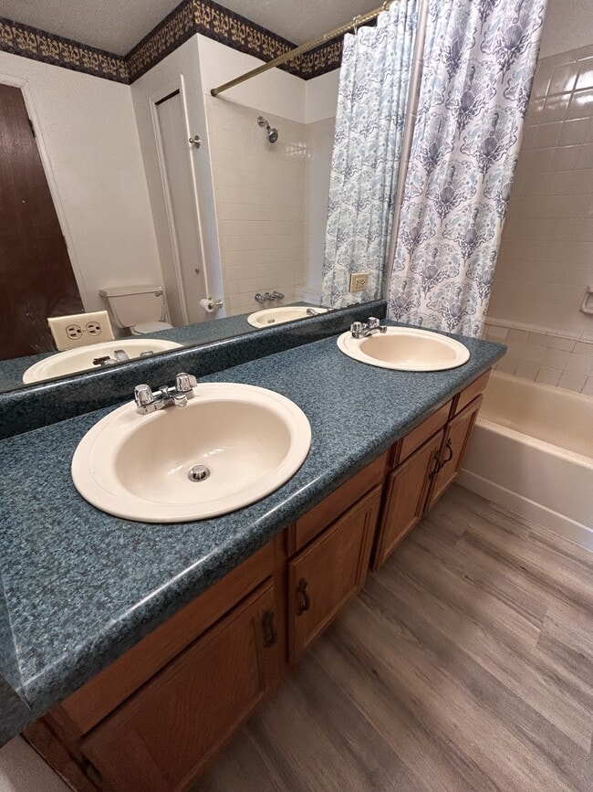 Building Photo - 954 Brant Hollow Ct
