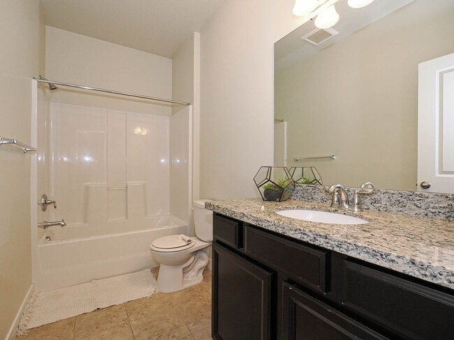 Building Photo - Beautiful House in Excellent Daybreak Location!