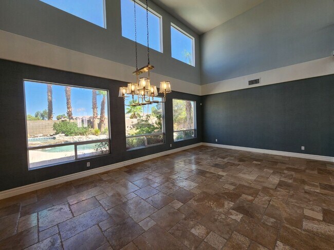 Building Photo - Beautifully Upgraded Southern Highlands Ga...