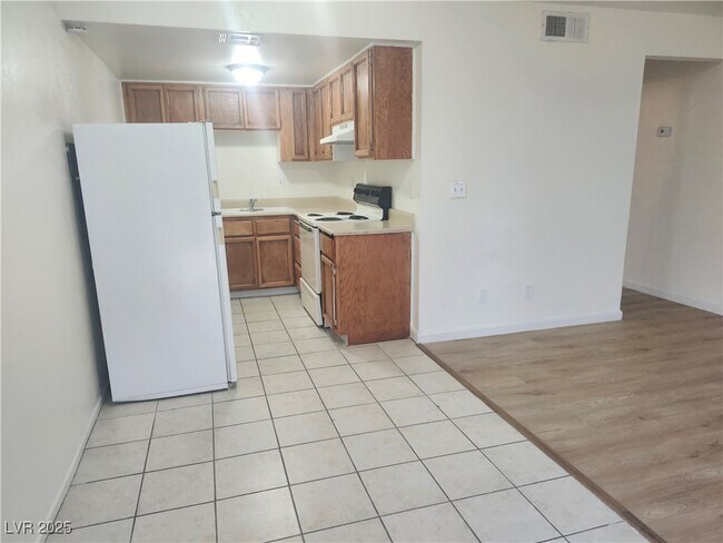 Building Photo - 4706 Cessna Ave