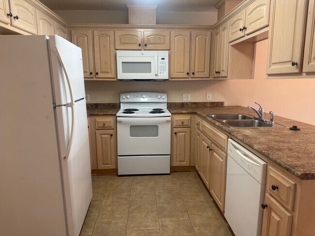 Building Photo - 300 Promise Ln