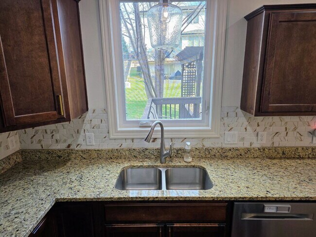 Building Photo - 3701 161st St