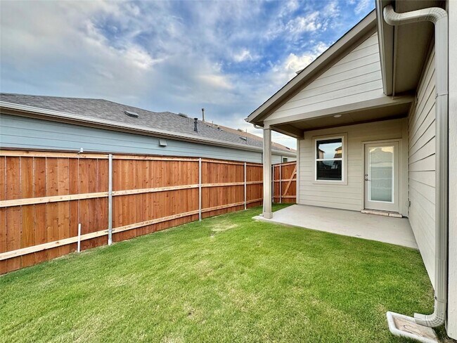 Building Photo - 611 Emory Crossing Blvd