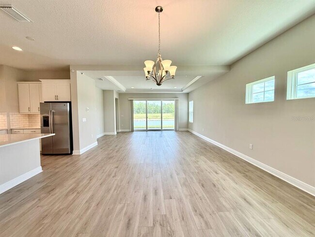 Building Photo - 35617 Stableton Ln