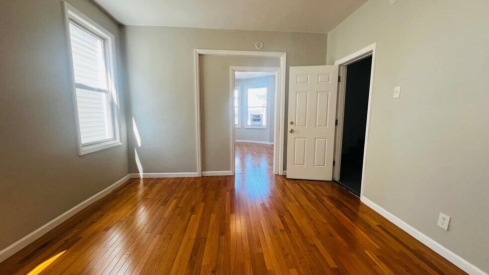 LIVING ROOM - 81 2nd St