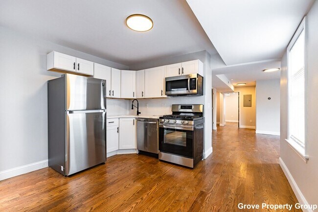 Primary Photo - 532 E 5th St