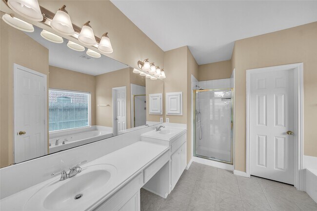 Building Photo - 6415 Coley Park