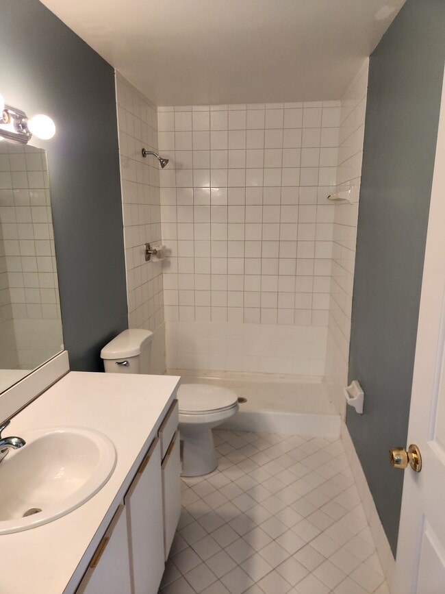 Building Photo - 1303 Peppertree Trl