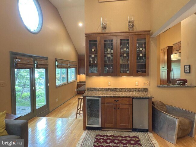 Building Photo - 1665 Cedar Hollow Way