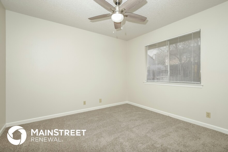 Building Photo - 8031 Forest Ash