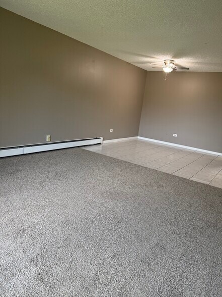 Building Photo - 1003 Centurion Ln