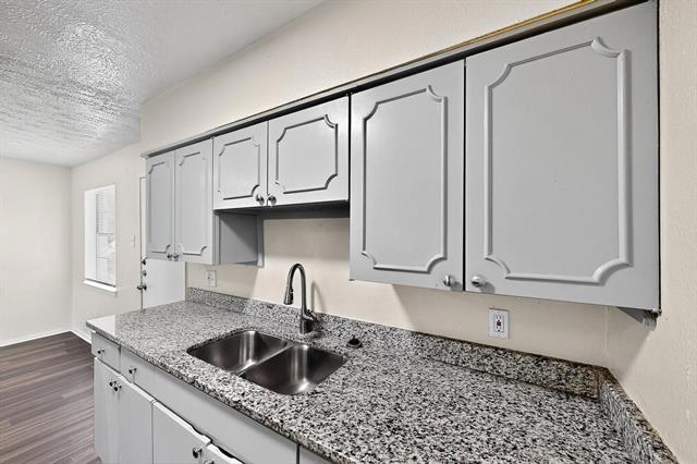 Building Photo - 6321 Silvery Moon Dr