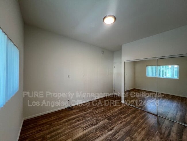Building Photo - 11905 Avon Way