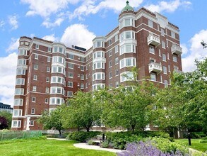 Building Photo - 20 Chapel St