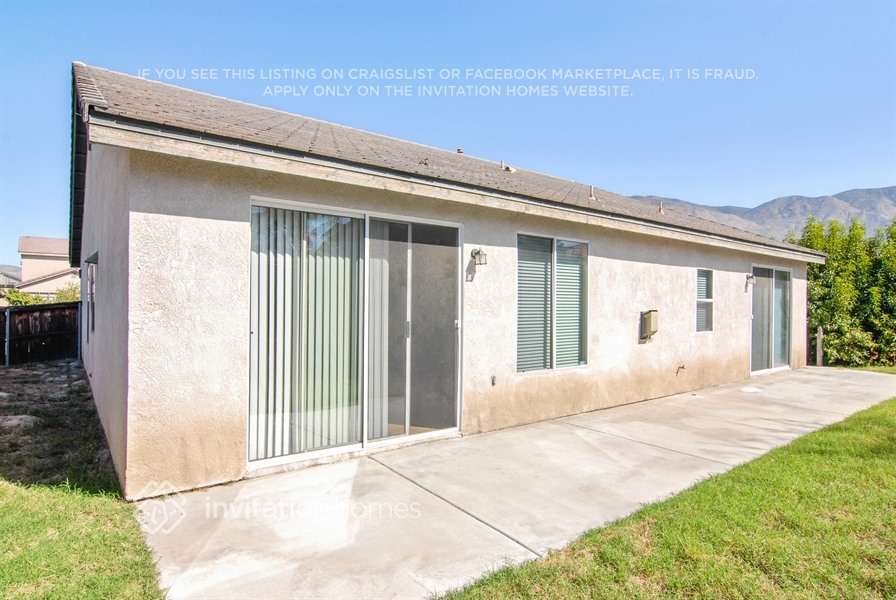 Building Photo - 1008 Cypress Dr