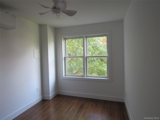 Building Photo - 131 Roanoke Ave