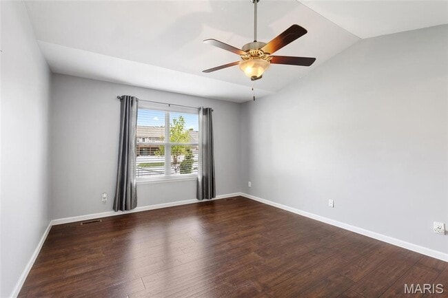 Building Photo - 209 Flint Brook Dr