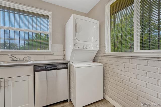 Building Photo - 1100 W 43rd Ave