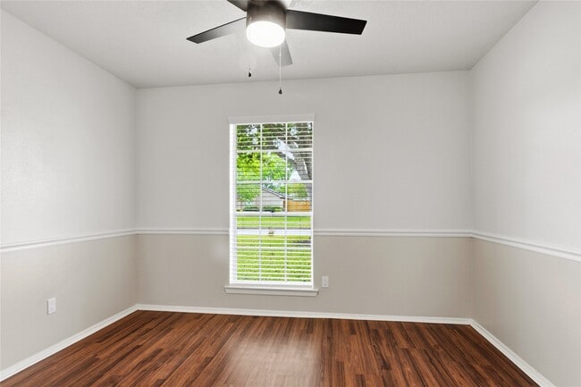 Building Photo - 2606 Northern Dr