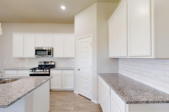 Building Photo - 1704 Gulin St