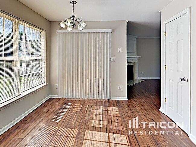 Building Photo - 9609 Chastain Walk Dr