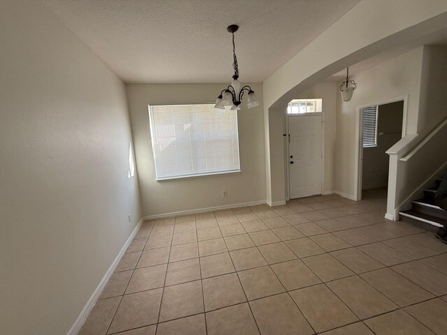 Living - 1630 J Lawson Blvd