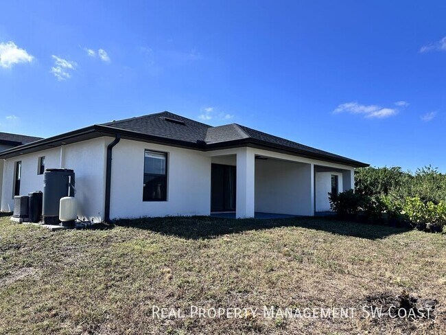 Building Photo - 5030 Bristo St